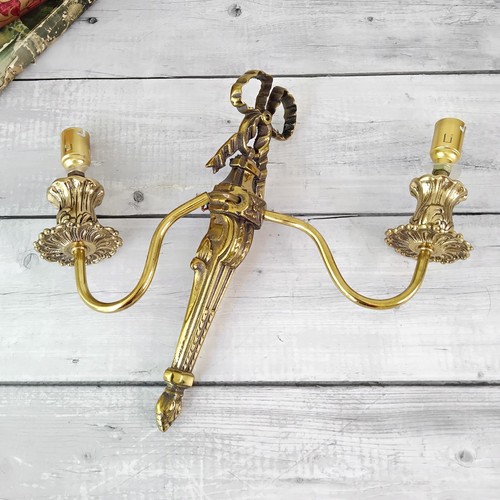 Vtg brass plate wall - brass,