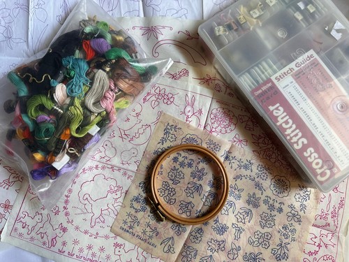 Vintage lot embroidery - vintage,