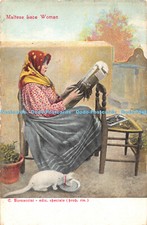 R406866 Maltese Lace Woman C