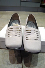 womens Charles Jourdan smart stone-white suede court flat shoes size 6.5/39.5