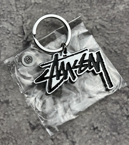 Stussy logo keychain - stussy,