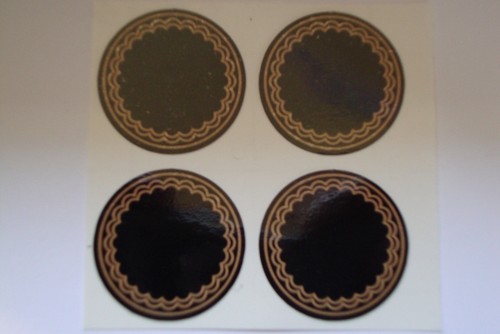 Black gold crown green - ,