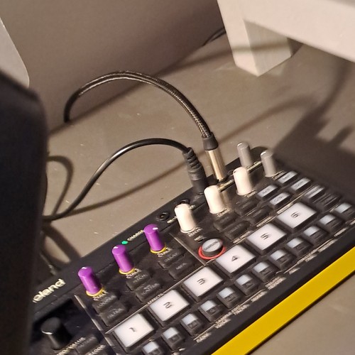 Roland aira compact - aira,