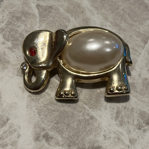 Vintage gold tone elephant - vintage,