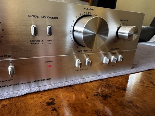 Akai 2250 integrated stereo - 2250,