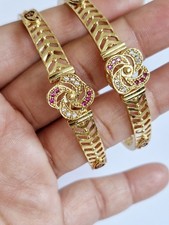 Rose Gold Plated 2 Pieces Bangles Set Size 2.6 Pink And White Colour Crystal 
