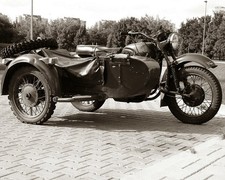 VINTAGE HARLEY DAVIDSON With