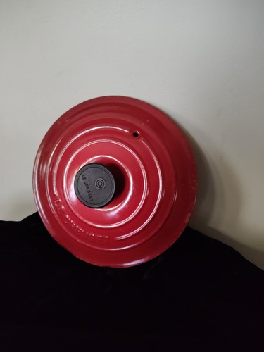 Creuset cast iron - iron, sauce