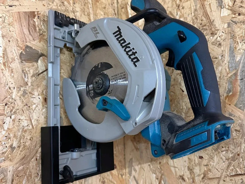 Makita dhs680 wall mount - makita,