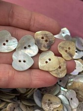 Heart buttons Mother of Pearl