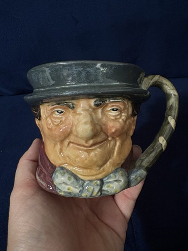 Royal doulton england - doulton, figural