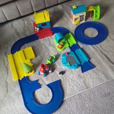 Elc Happyland Farm Figures