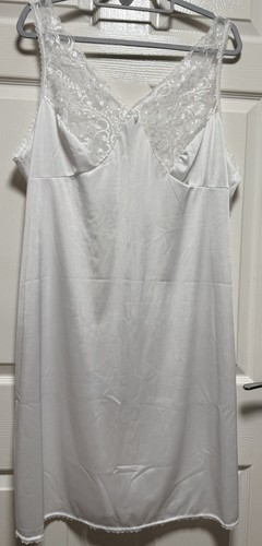 Ladies vintage nightdress - ladies, 16