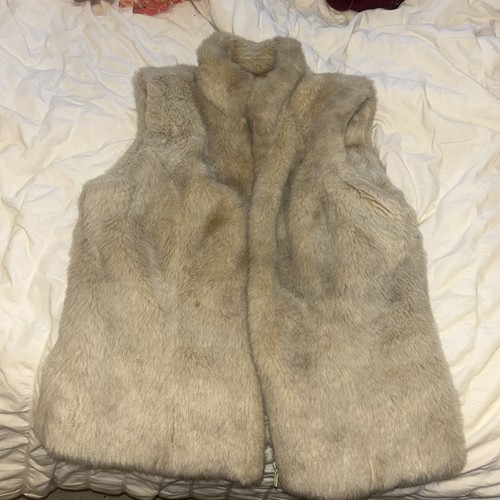Cream faux fur - cream,