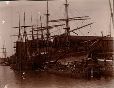 Hull Sailing Ships & Barges In