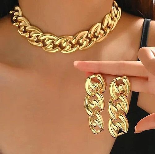 Statement set gold chunky - of,