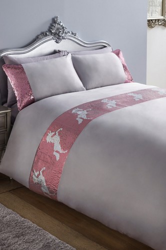 Unicorn design sequin border - unicorn,