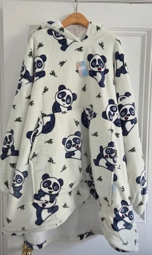 109 oodie panda print - $109,