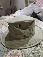 Tilley LT5 Nylon Stretch Brimmed Hat, Khaki/Olive, Size 6 7/8
