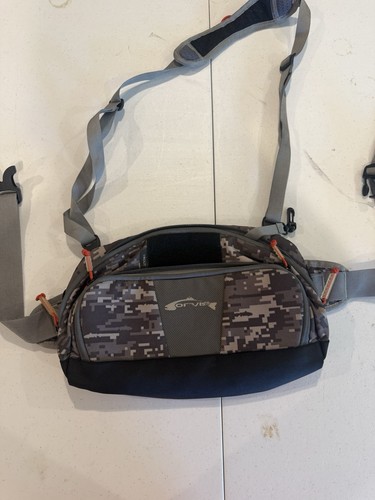 Orvis fly fishing tackle bag - tackle,