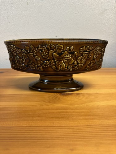 Vintage ceramic arthur wood - vintage,