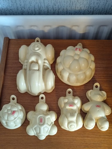 Vintage plastic jelly mould - vintage,