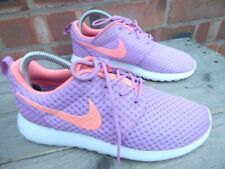 womens NIKE roshe run - size