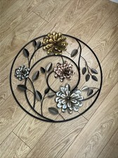 Large metal wall art ’Flowers & Leaves’.