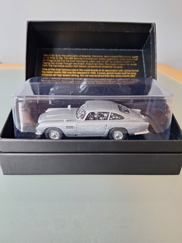 James bond 007 - bond, die