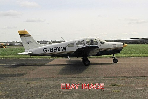 Photo aeroplane bbxw piper - aeroplane, g-bbxw