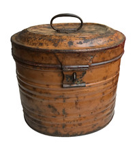 Antique Tin / Toleware Oval