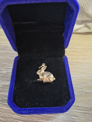 9ct gold hallmarked - hallmarked, rabbit