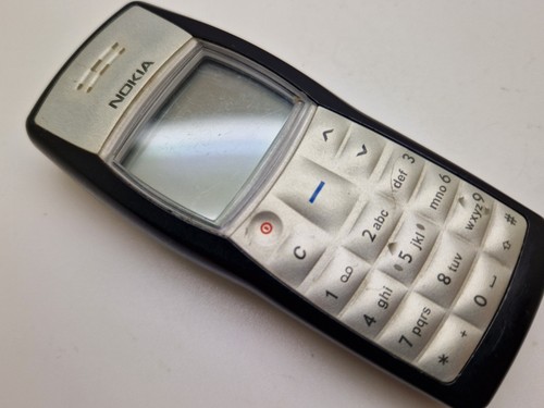 Nokia 1100 black orange - -, (orange