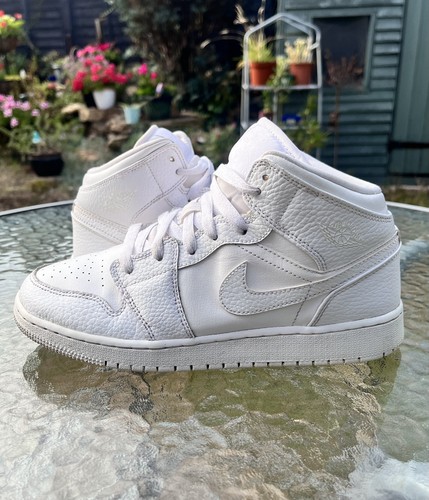 Nike air jordan mid - nike, 1