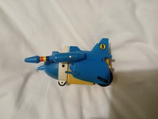 robot,vehicle toy,moveable arms