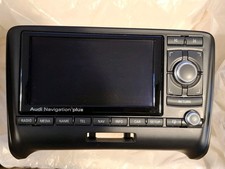 AUDI TT MK2 8J NAIVIGATION PLUS WITH AUDI MUSIC INTERFACE  8J0035193D  8P0035785