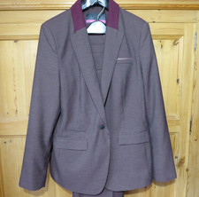 Next Ladies Trouser Suit in