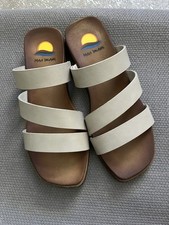 Maui Island Womens Tan Slip On
