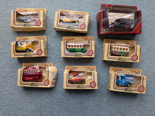 Boxed series lledo - 8, 6