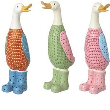 Set dotty ducks in - set, of