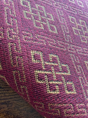 Stunning heavy upholstery - stunning,