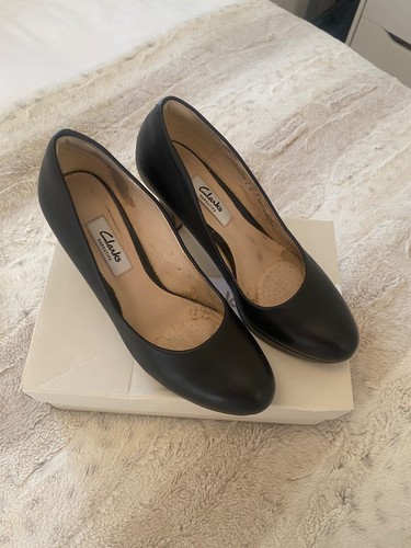 Worn cabin crew heels size - cabin,