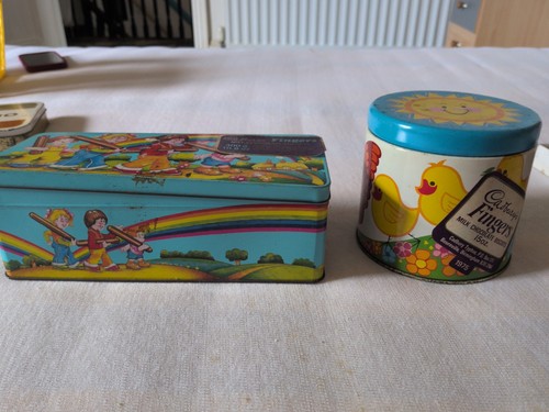 Cadburys fingers tins - fingers,