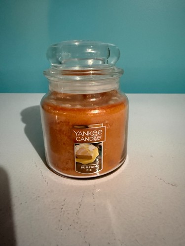 Yankee candle medium jar - yankee,