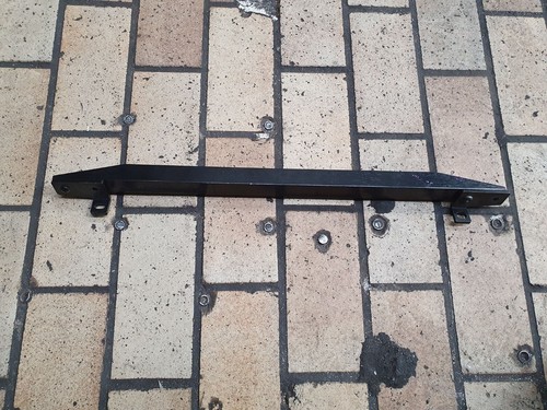 Beaks strut brace rear - strut,