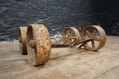 Set antique cast - 4, iron