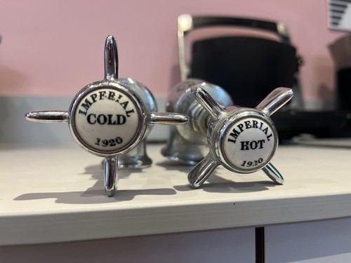 Hot and cold art - cold,