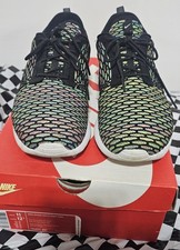 NIKE ROSHE RUN FLYKNIT ID