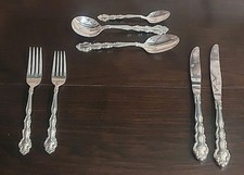Stunning piece silver - 7,
