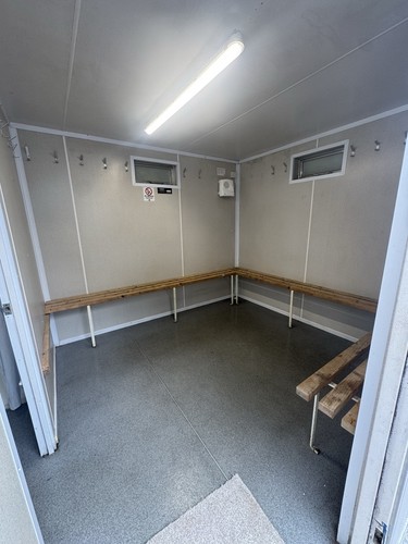 12ft 9ft shower - 12ft,